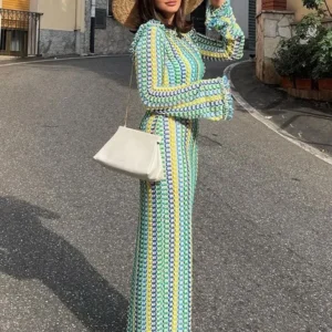 Elegant Contrast Color Knitted Maxi Dress For Summer Casual Wear